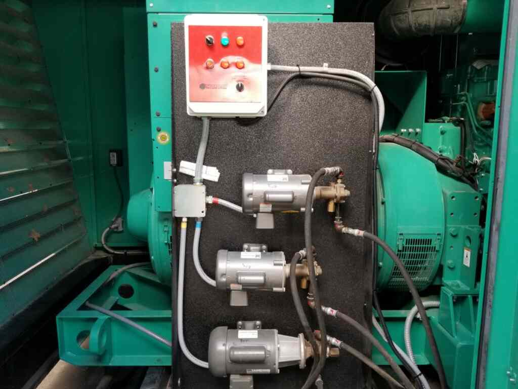 Like_New_Cummins_DQCC_Generator_Set252107951