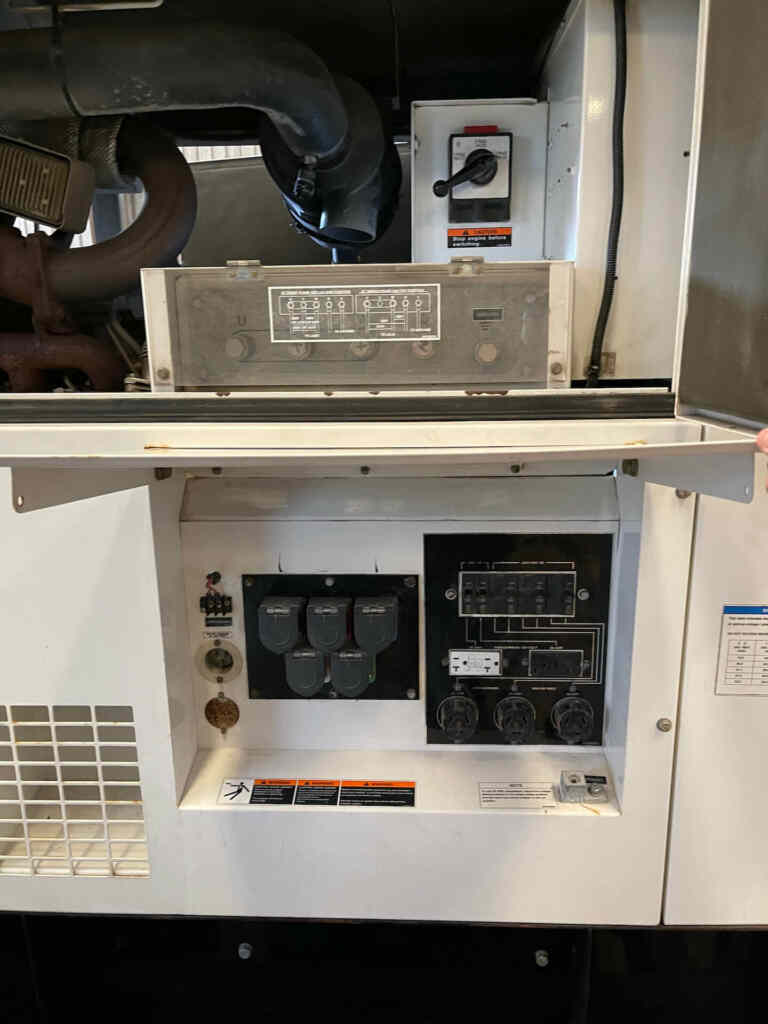 20210614_170613470_iOS