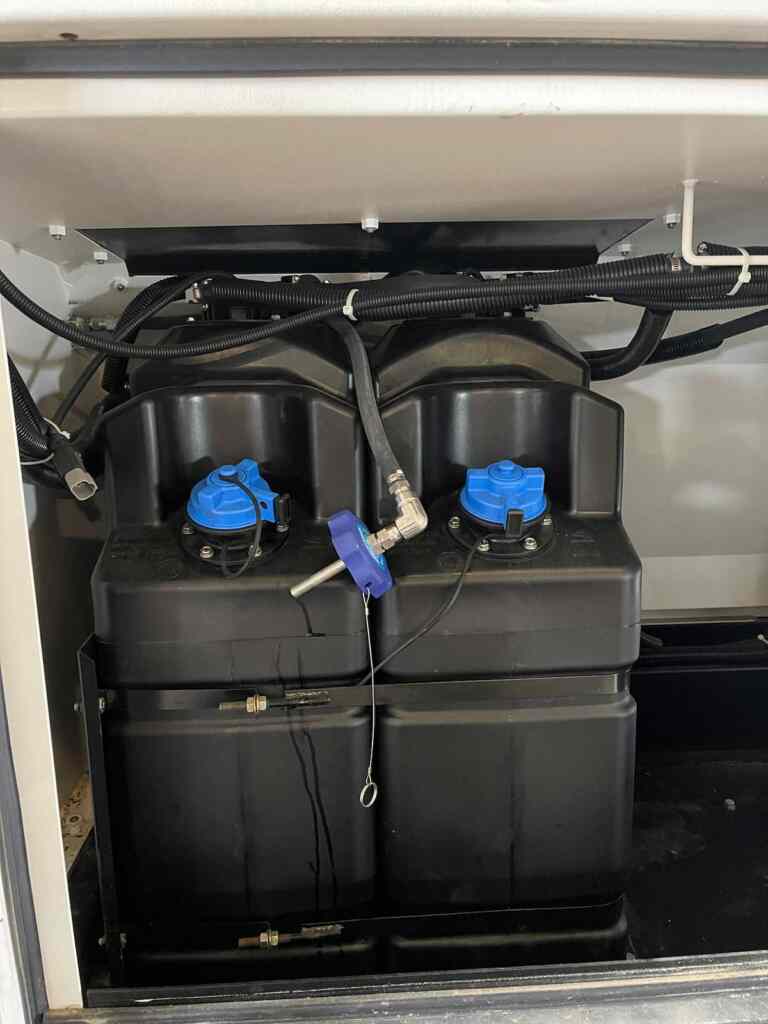 20210827_185900777_iOS