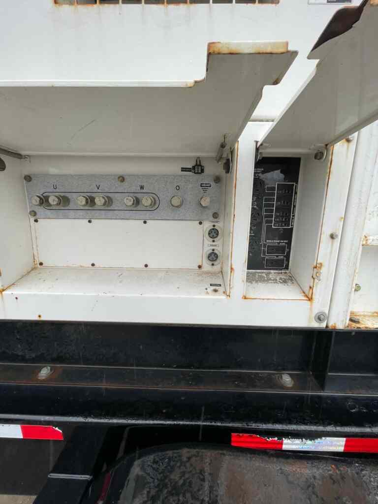 Diesel Generator: Multiquip DCA300SSCU2 Trailer Mounted