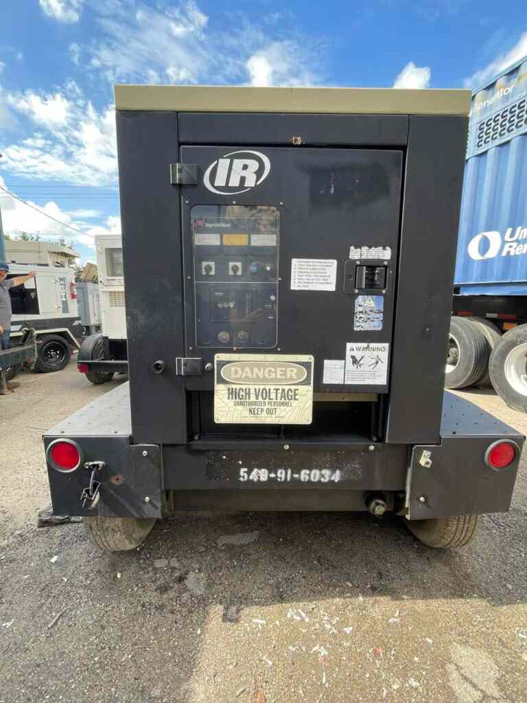 Doosan G125 Generator VIN: 4FVGNBDB3FU466422 Hours: 8,657 - Seminole, TX