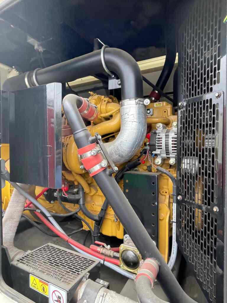 Trailer Mounted Diesel Generator: Caterpillar XQ200