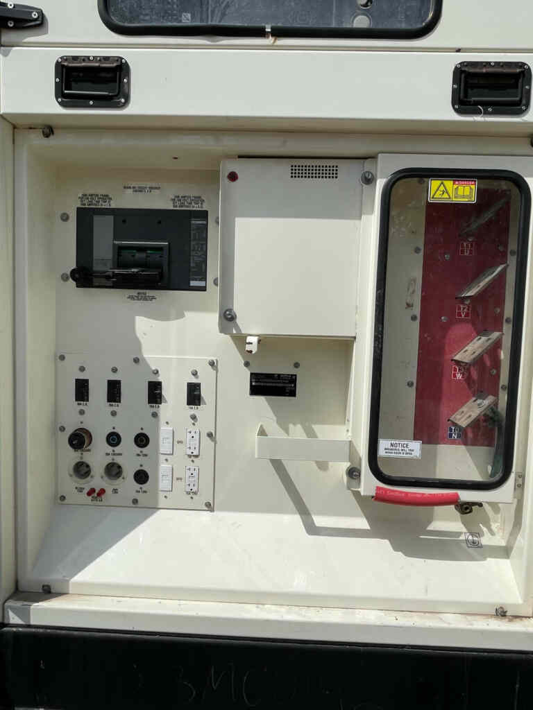 Caterpillar XQ350 Trailer Mounted, Diesel Generator