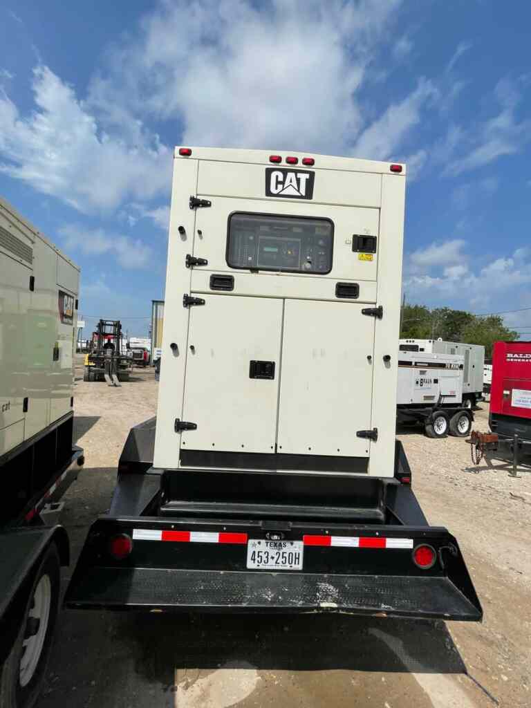 Caterpillar XQ350 Trailer Mounted Diesel Generator