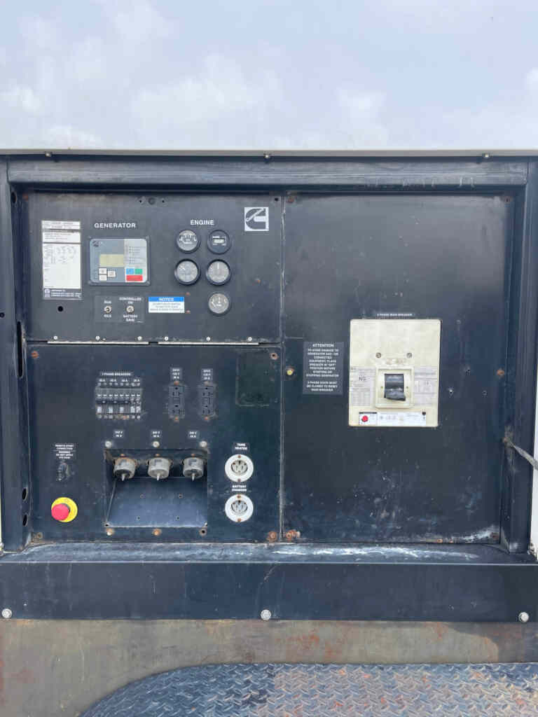 Cummins C300D6R Trailer Mounted Diesel Generator - Tier 3