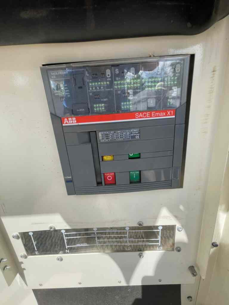 Caterpillar XQ200 Trailer Mounted Diesel Generator