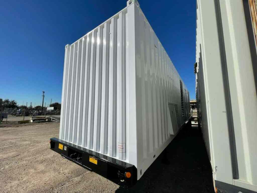 Caterpillar XQ2000: Diesel Power Module