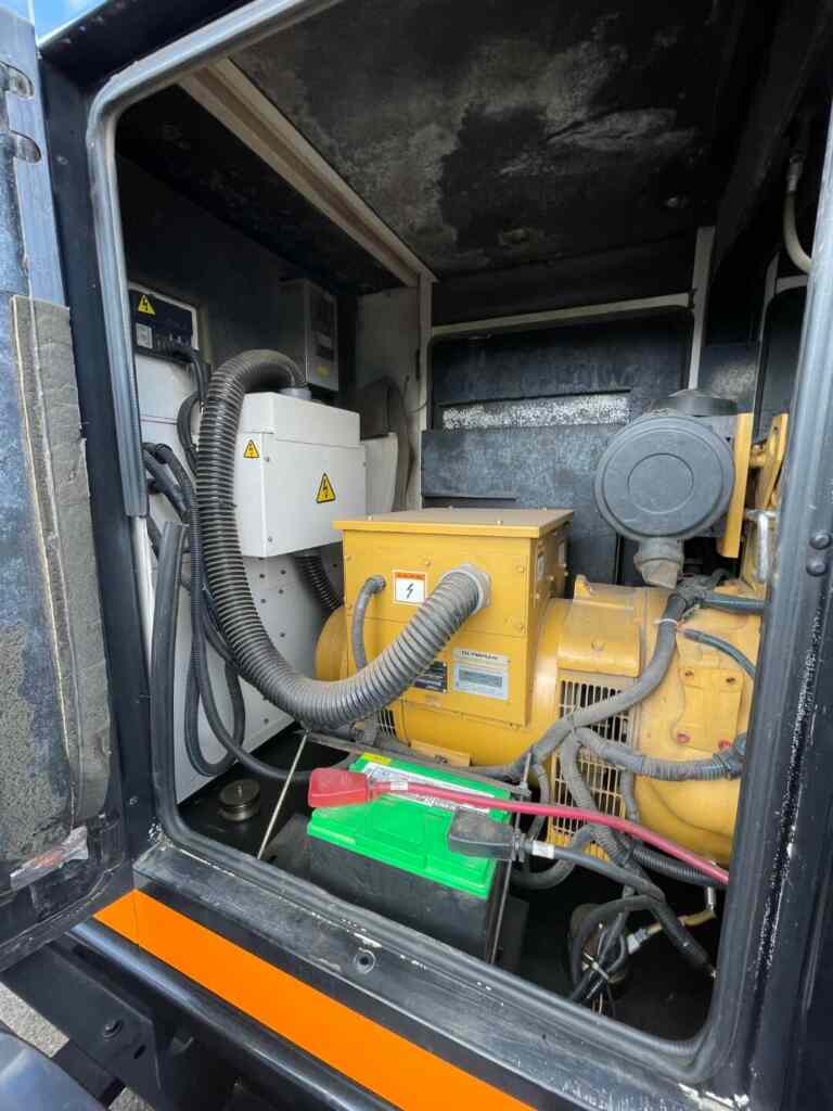 Caterpillar XQ45P2 Trailer Mounted Diesel Generator - Tier 2