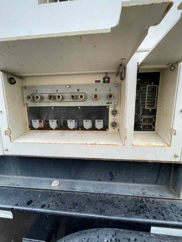 Multiquip DCA300SSK4 Trailer Mounted Diesel Generator - Tier 3