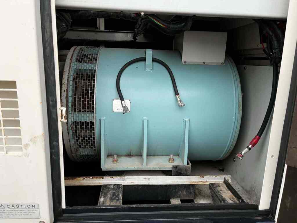 Diesel Generator: Multiquip DCA400SSI4i Trailer Mounted