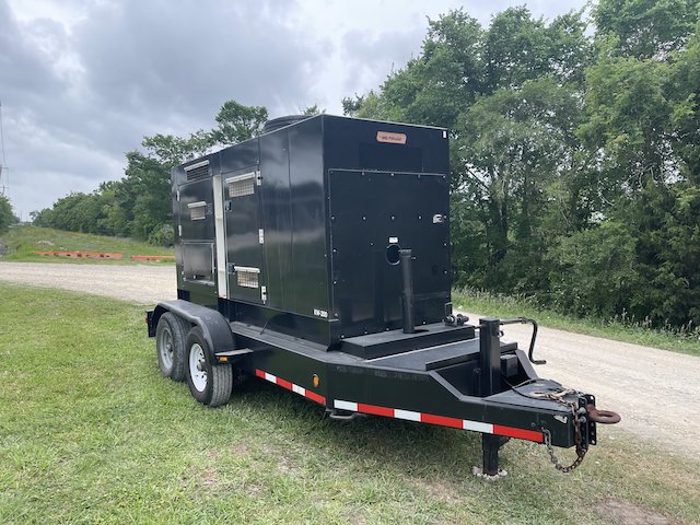Multiquip DCA220SSCU Trailer Mounted Diesel Generator