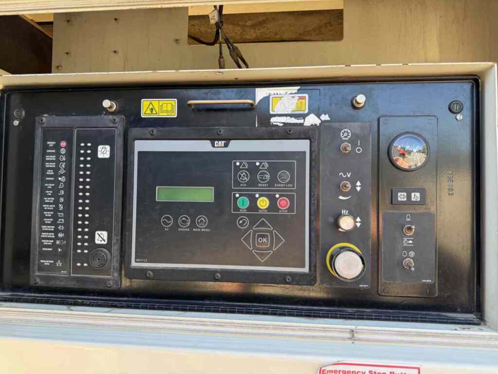 Caterpillar XQ350 Trailer Mounted Diesel Generator