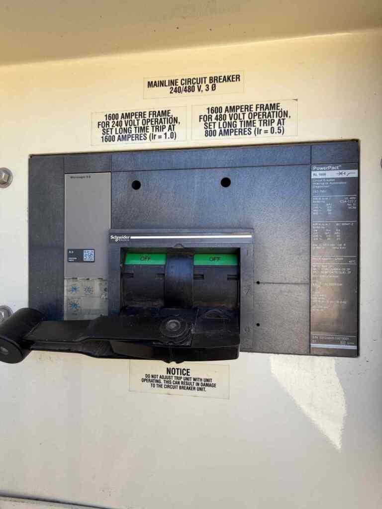 Caterpillar XQ350 Trailer Mounted Diesel Generator