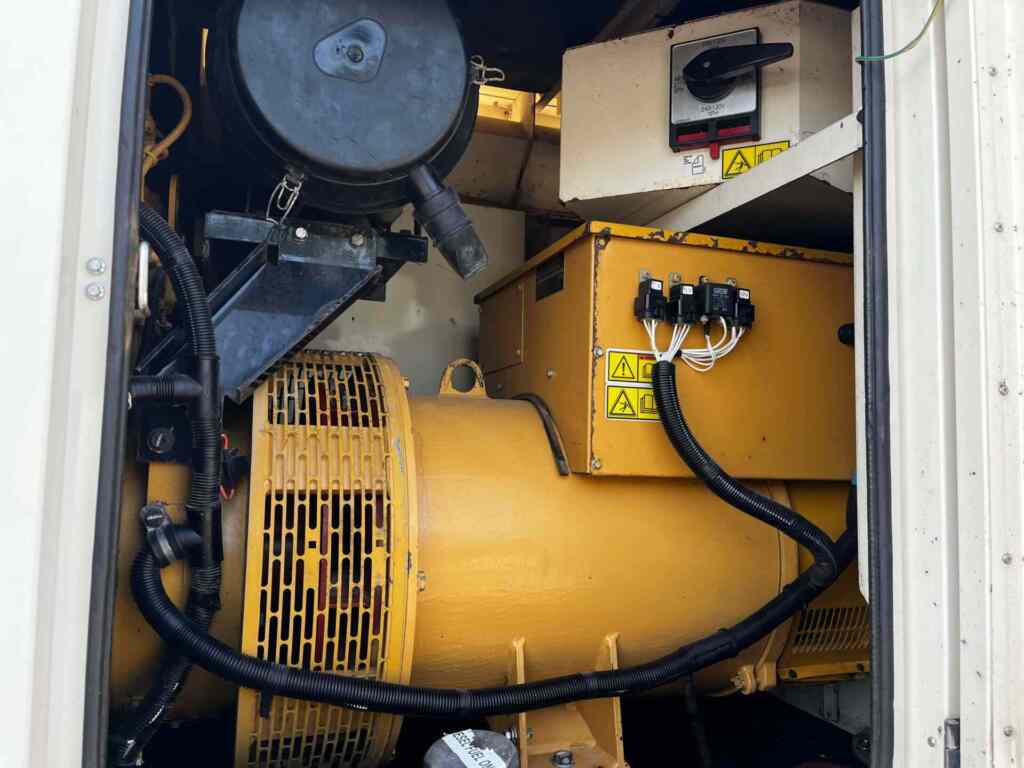Caterpillar XQ200 Trailer Mounted Diesel Generator